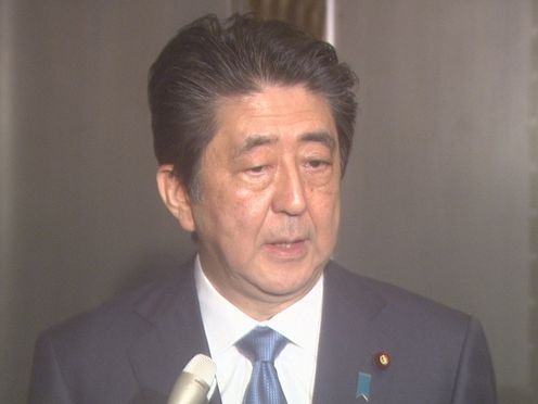 安倍总理在总理大臣公邸举行了关于与唐纳德·特朗普总统电话会谈的记者会。