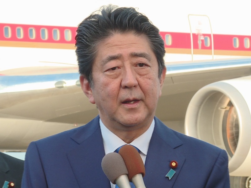安倍总理在东京国际机场(羽田机场)举行了关于访问美国的记者会。