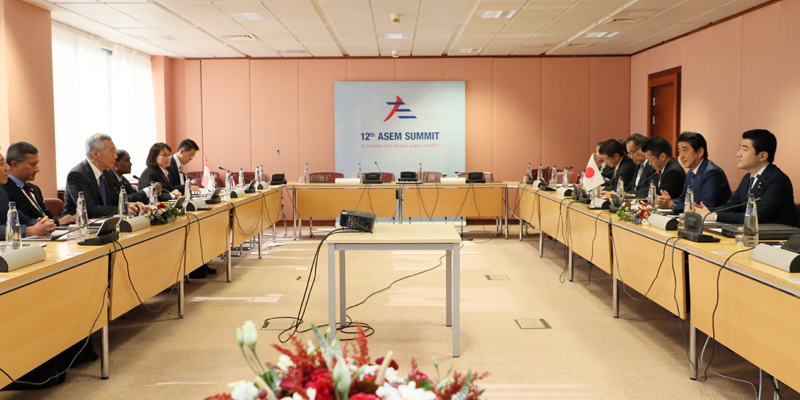 安倍总理访问了欧洲,出席了ASEM首脑会议。