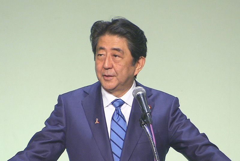 安倍总理出席了在东京都内举行的2018年度自卫队纪念日招待会。