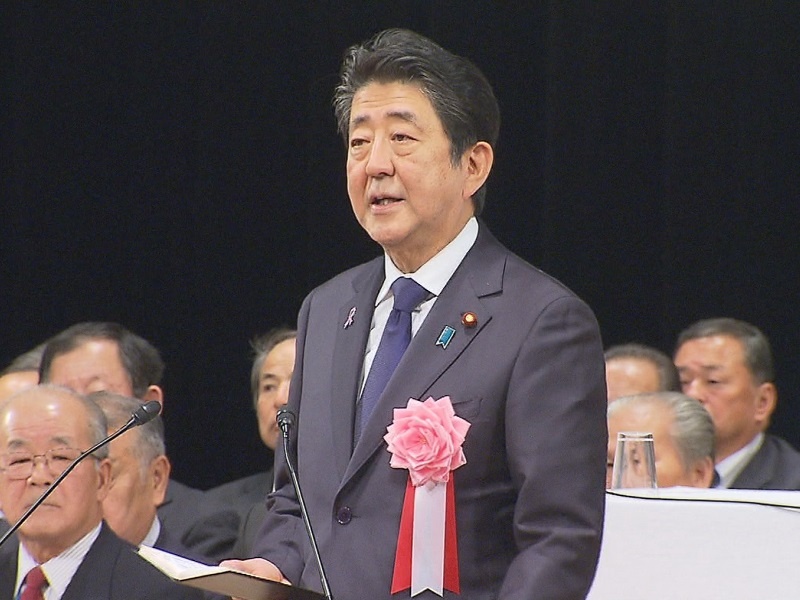 安倍总理出席了在东京都内举行的第62次町村议会议长全国大会。