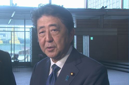 安倍总理因第41任美利坚合众国总统乔治・赫伯特・沃克・布什逝世，前往美国大使馆吊唁，并在总理大臣官邸举行了记者会。