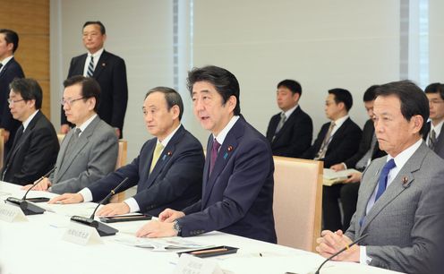 安倍总理在总理大臣官邸召开了有关海上保安体制強化的相关阁僚会议。