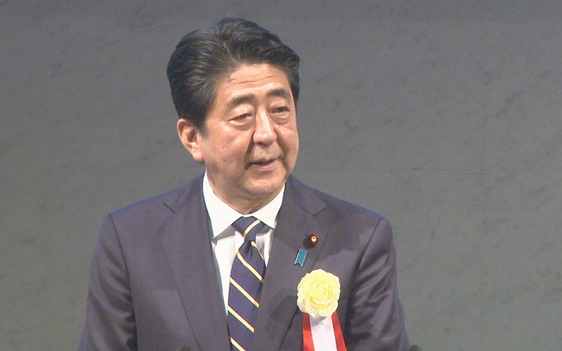 安倍总理出席了在东京都内举行的第7次日本经济团体联合会审议员会。