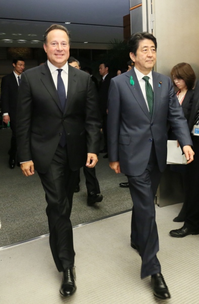 安倍总理在总理大臣官邸与巴拿马共和国总统胡安·卡洛斯·巴雷拉·罗德里格斯举行了首脑会谈等。