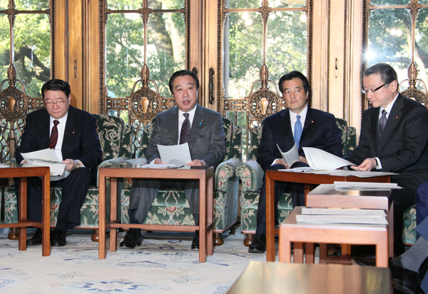 野田总理在总理大臣官邸召开了第二次有关大雪对策的相关阁僚会议。