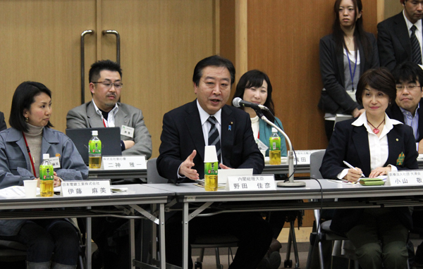 野田总理出席了在经济产业省召开的“‘日本的未来’声援会议―小企业改变日本”第1次总会。