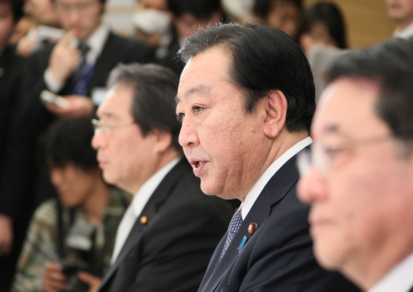 野田总理在总理大臣官邸召开了有关核电站的四大臣会议。