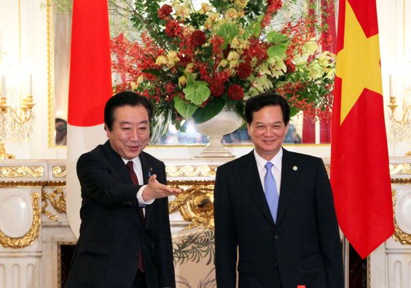 野田总理出席了在赤坂迎宾馆举行的日本与湄公河流域5国(柬埔寨、老挝、缅甸、泰国、越南)首脑会议。