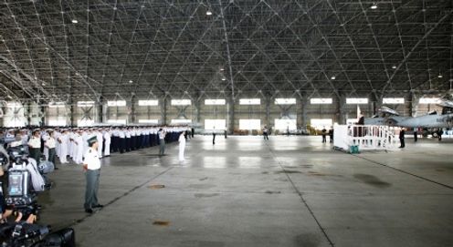 野田总理为了出席冲绳回归40周年纪念典礼访问了冲绳县。