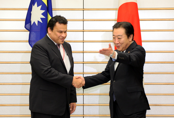 太平洋岛屿峰会访问日本的瑙鲁共和国斯普伦特61达比杜总统举行了