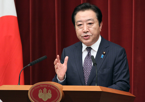 社会保障和税制一体化改革相关法案在众议院全体会议通过之后,野田总理在总理大臣官邸举行了记者招待会。