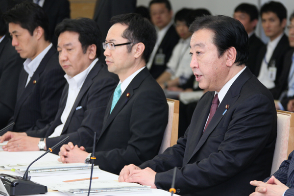 野田总理出席了在总理大臣官邸召开的第11次能源与环境会议。
