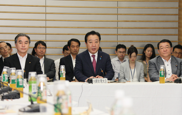 野田总理出席了在总理大臣官邸召开的复兴推进委员会会议。