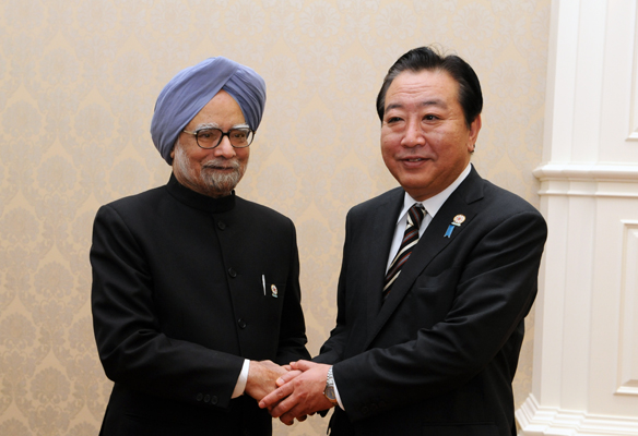 正在访问柬埔寨金边的野田总理出席了ASEAN（东南亚国家联盟）全球对话会议等。