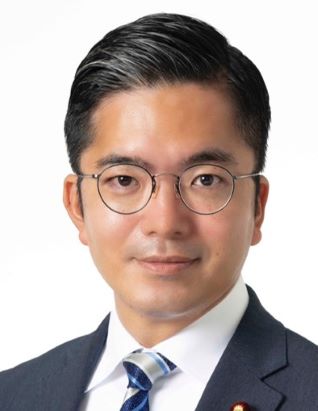 顔写真：金子　容三