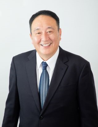 顔写真：井上　貴博