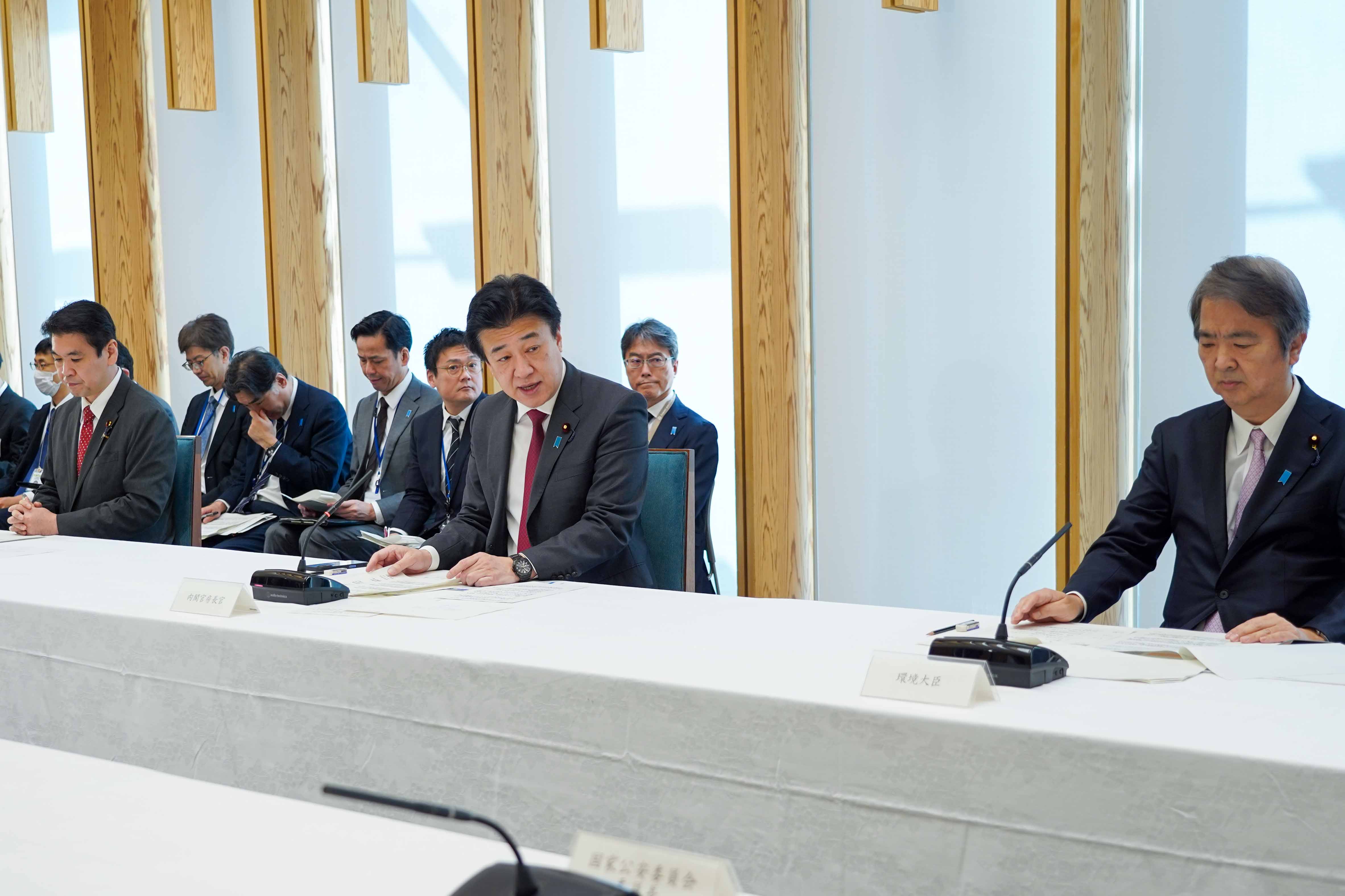 会議のまとめを行う木原官房長官３