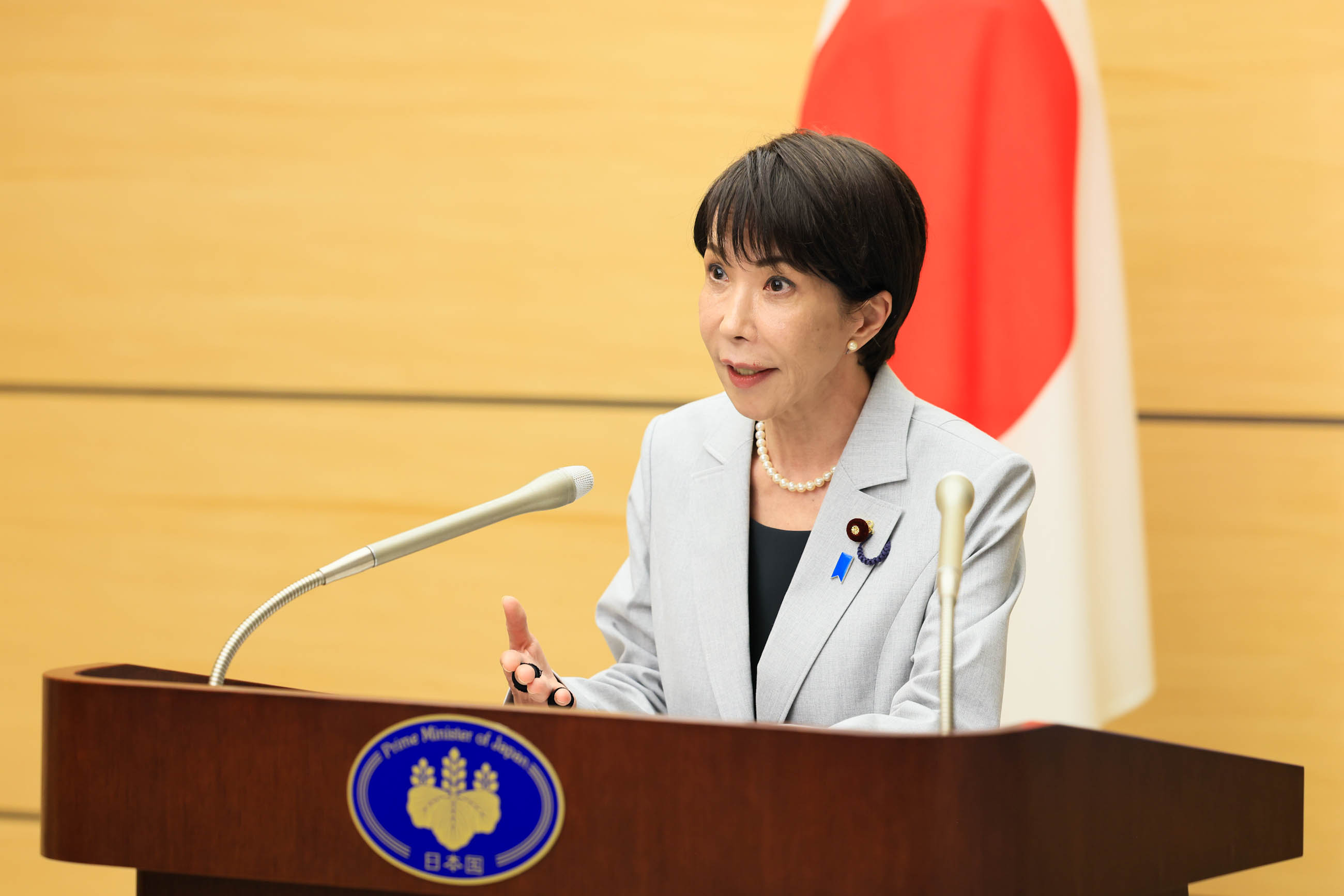 会見する高市総理１