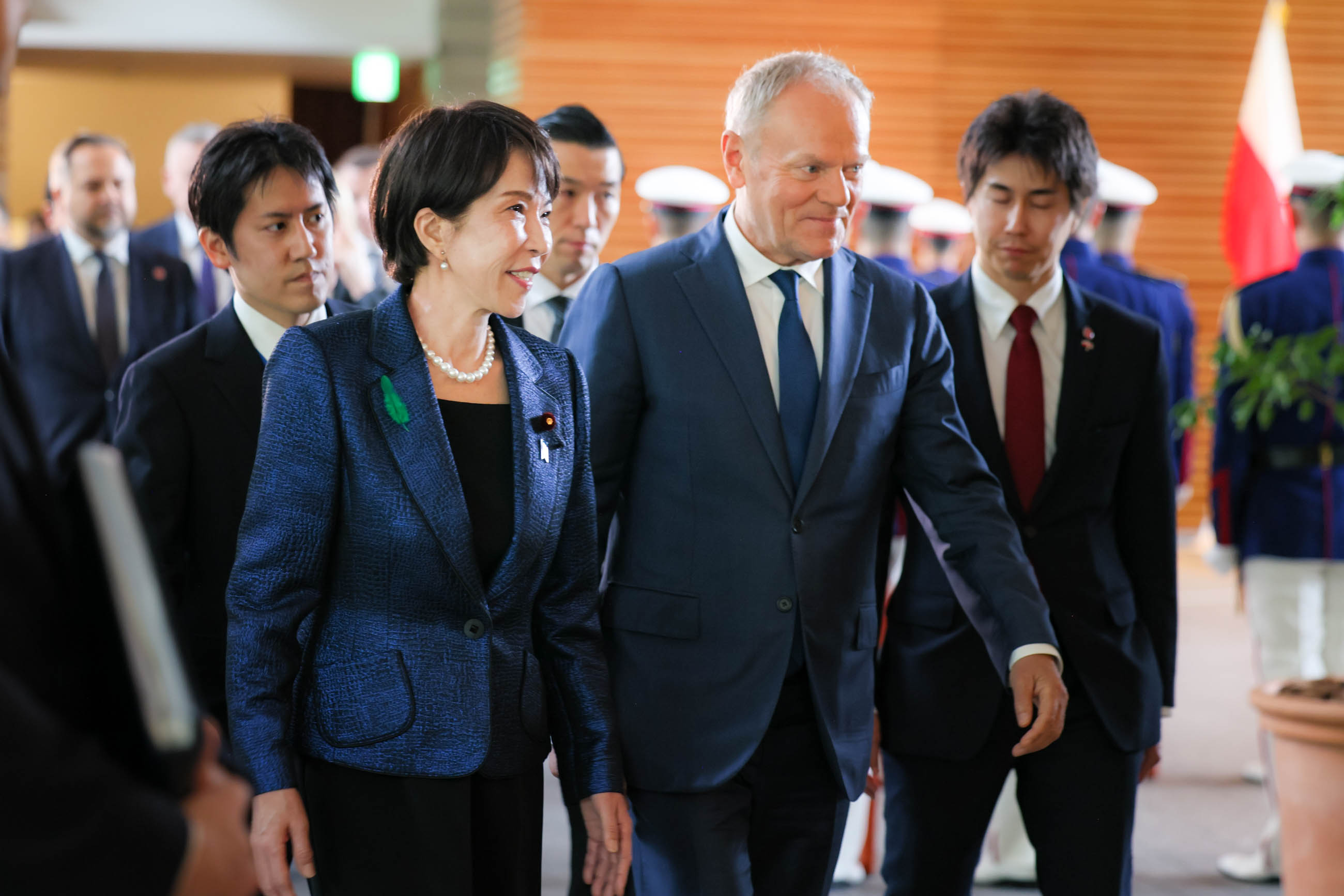 首脳会談に臨む両首脳１