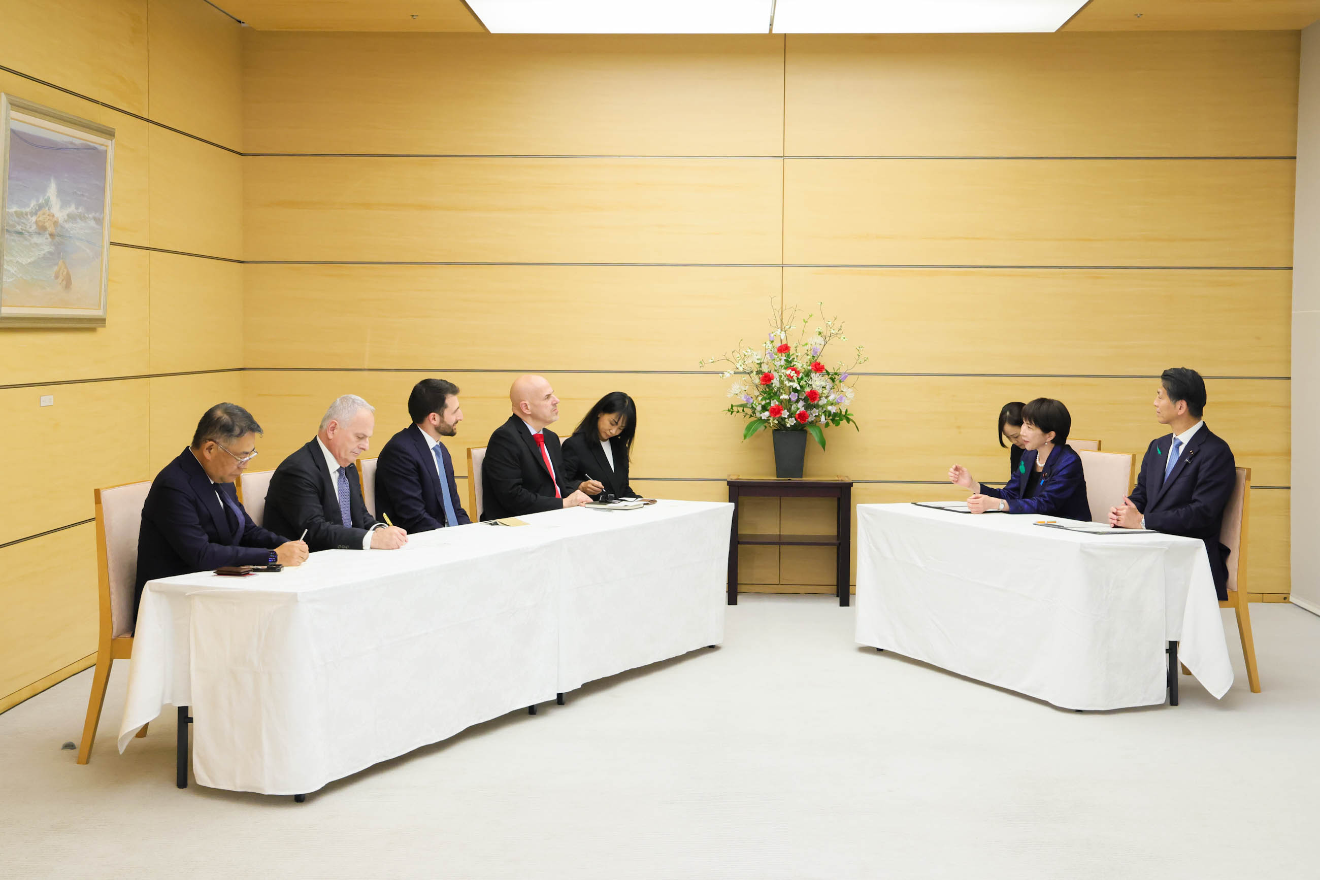 表敬を受ける高市総理２