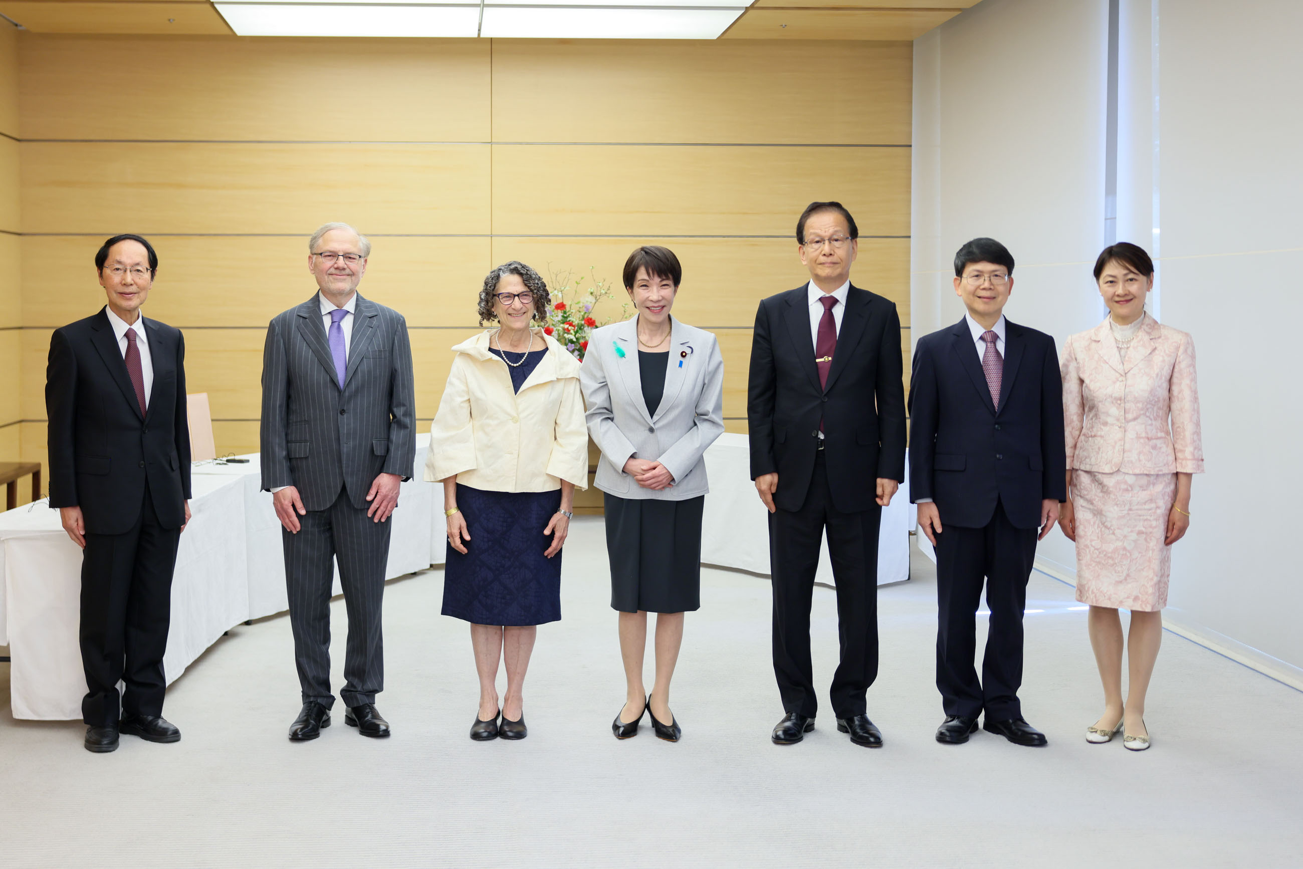 表敬を受ける高市総理１