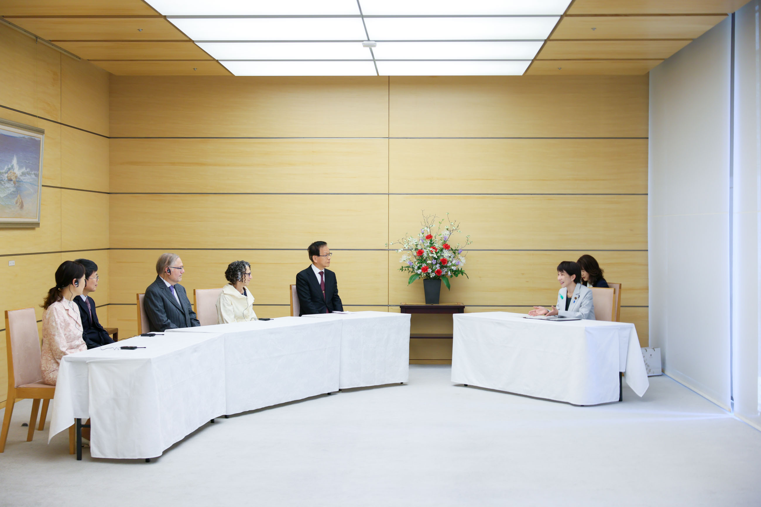 表敬を受ける高市総理２