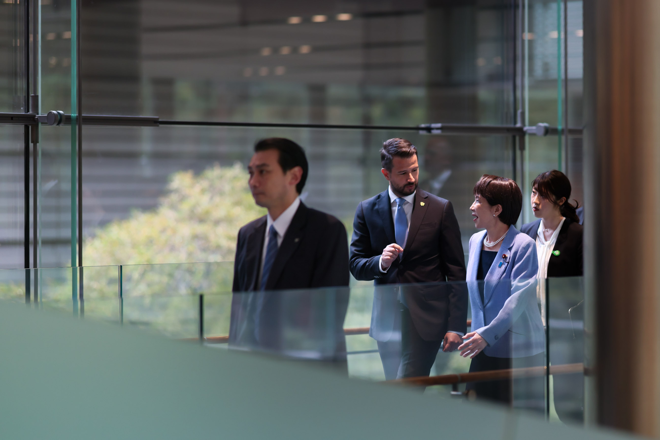 会談に臨む両首脳２