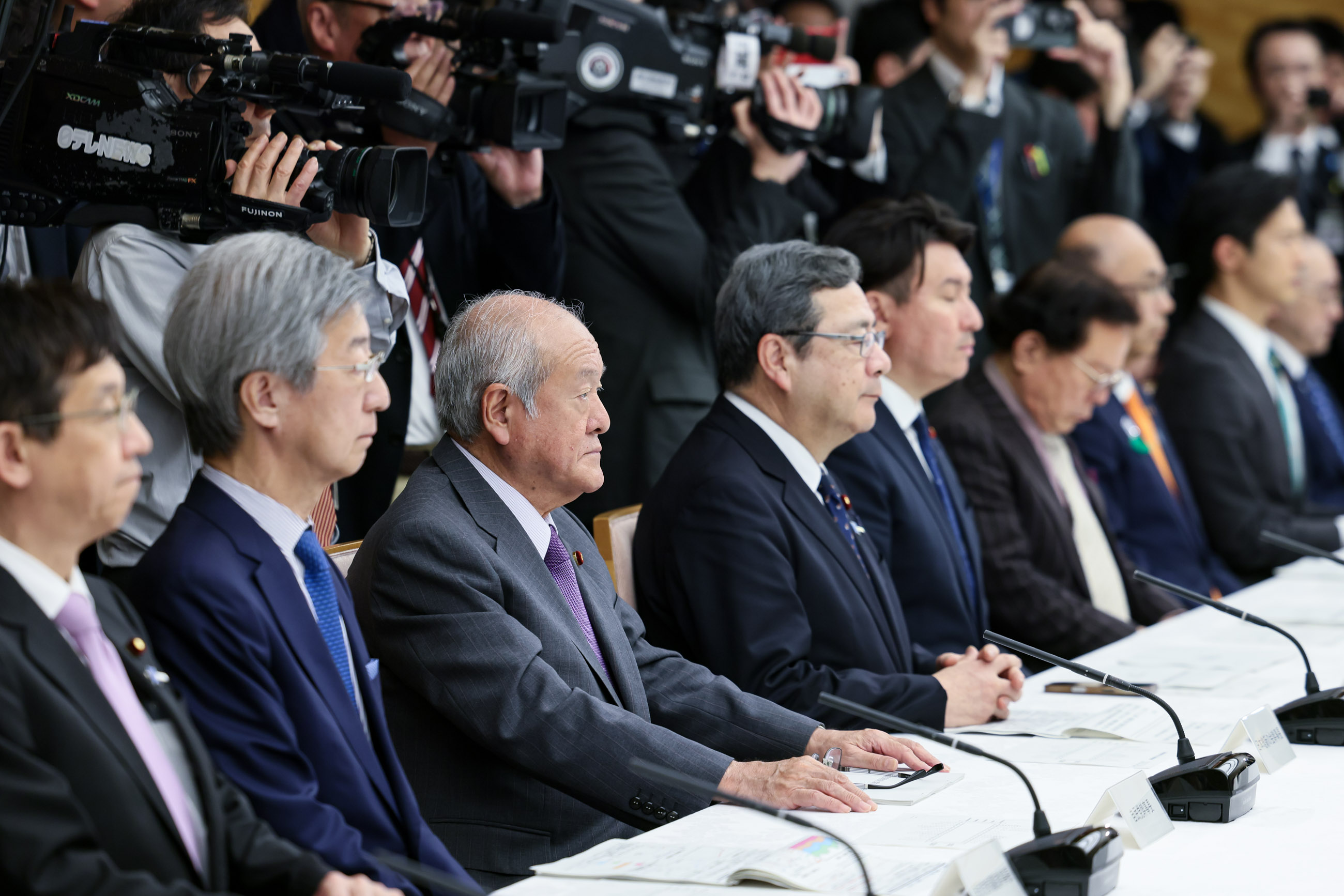 月例経済報告等に関する関係閣僚会議の様子