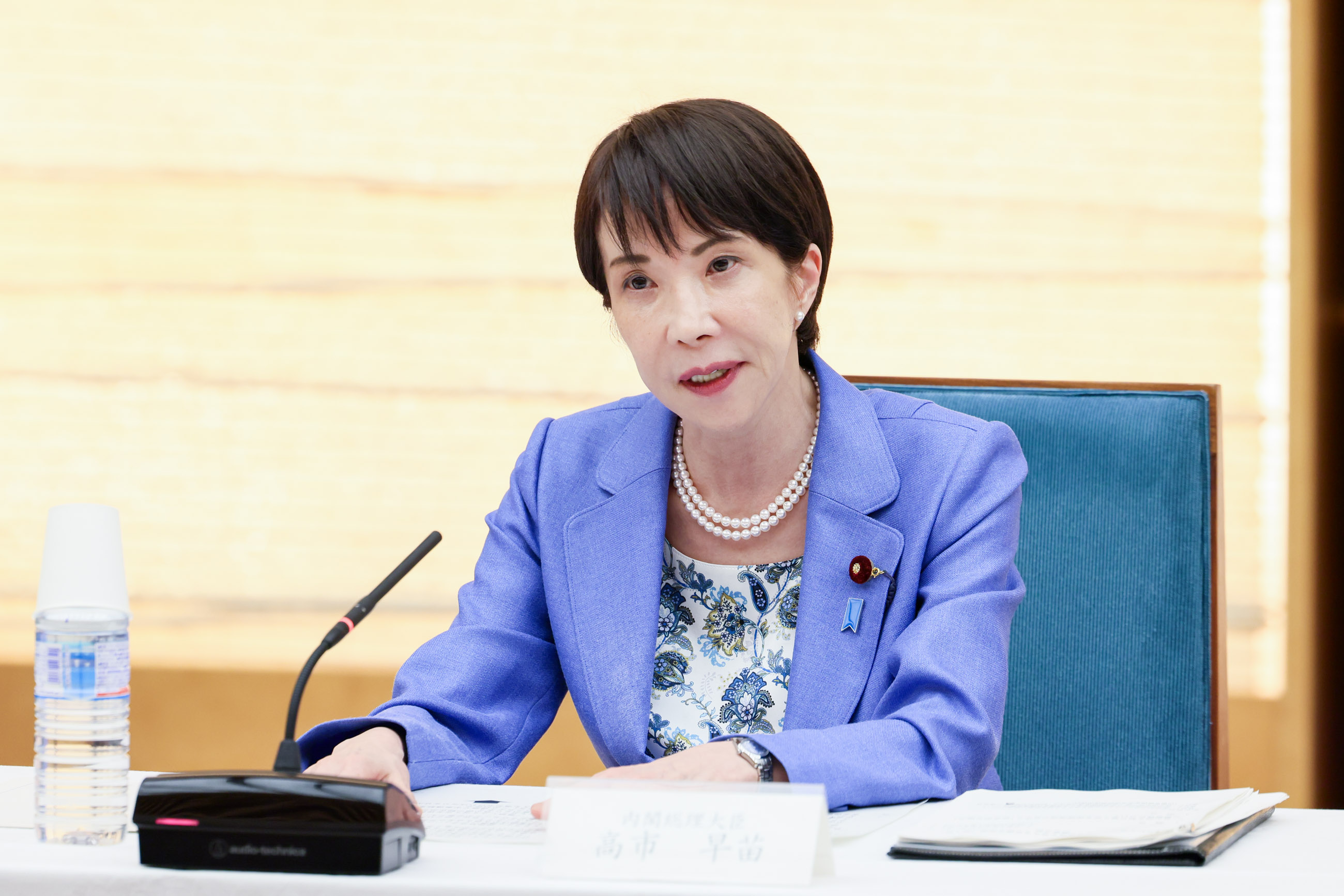 会議のまとめを行う高市総理５