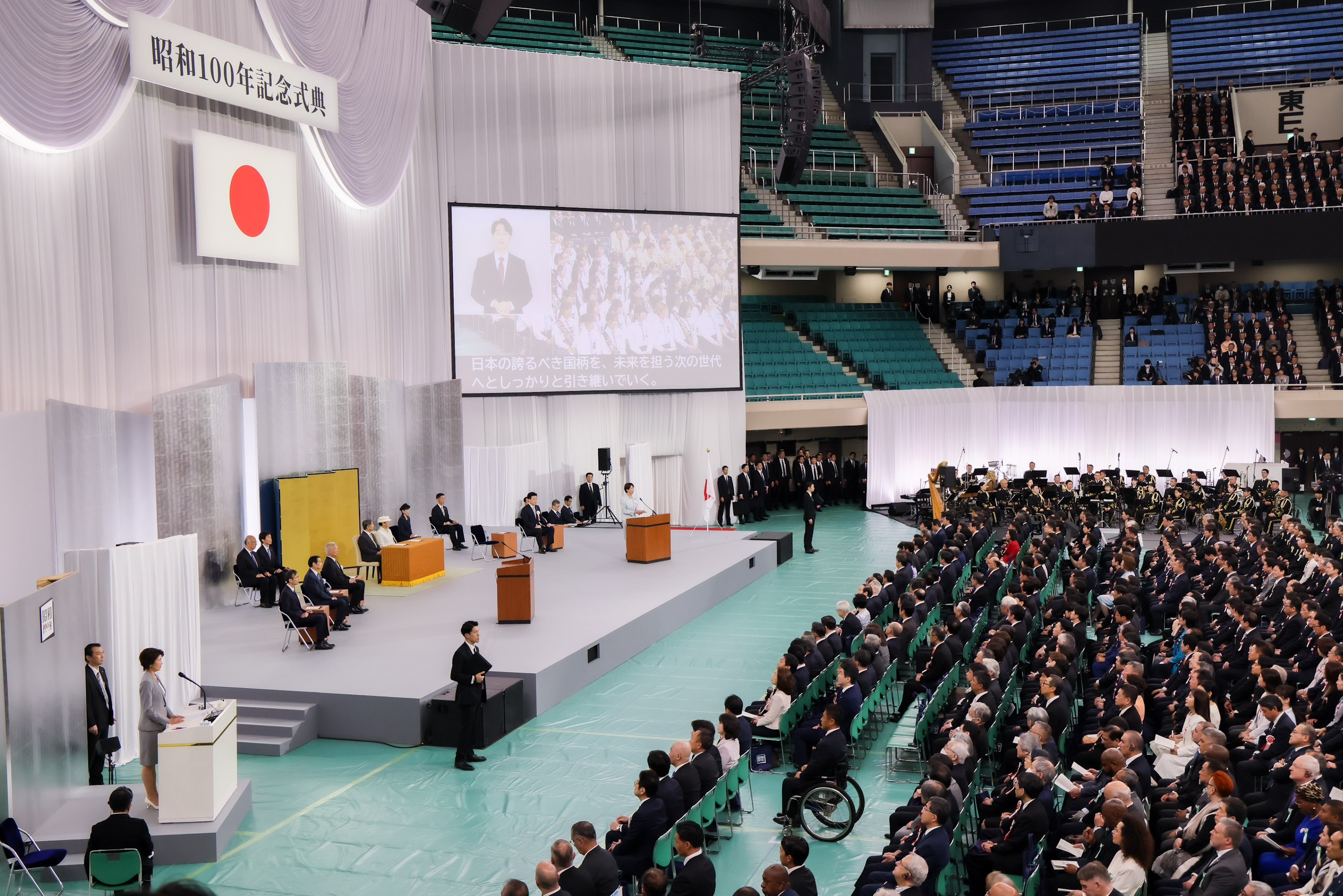 式辞を述べる高市総理６