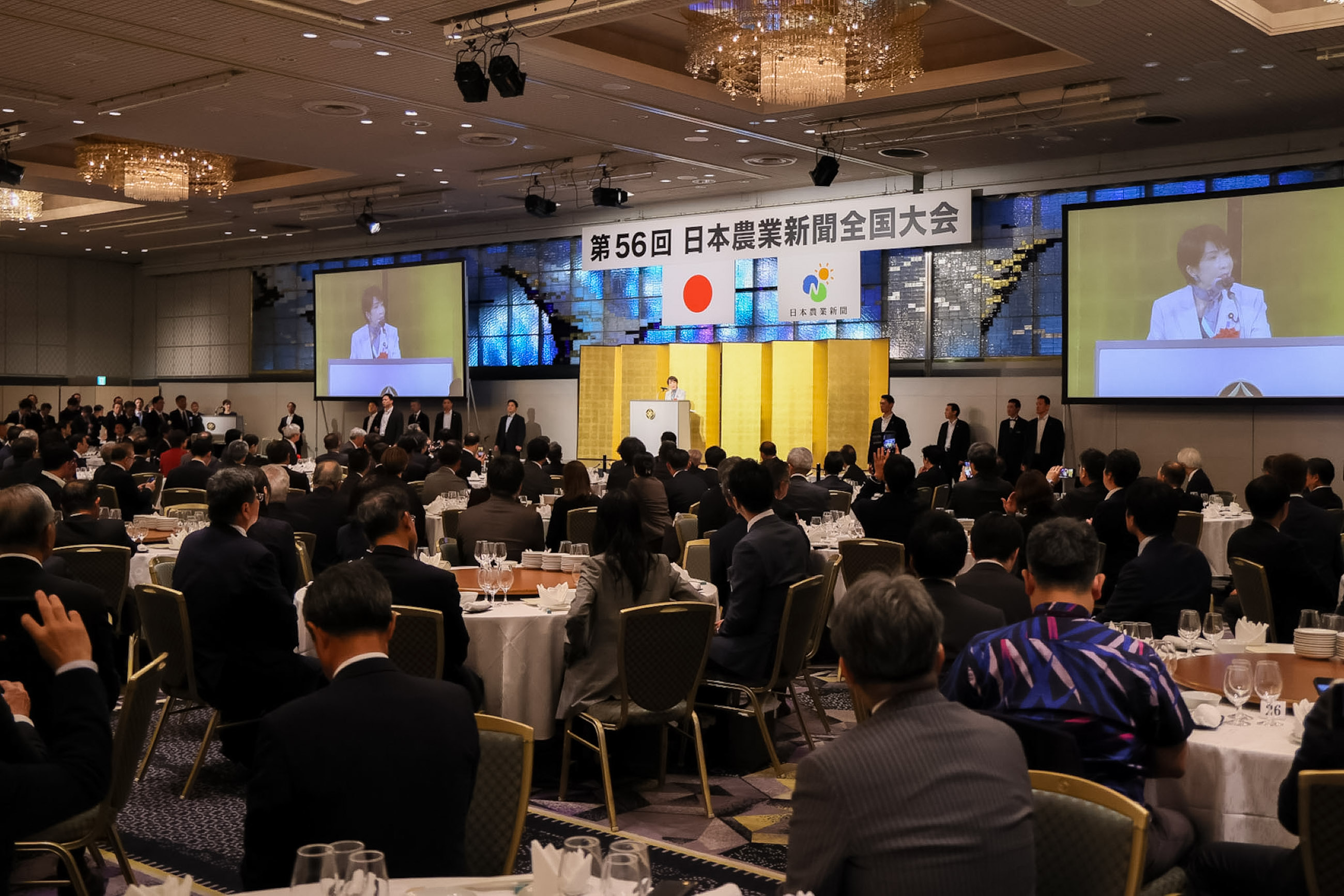 祝辞を述べる高市総理３