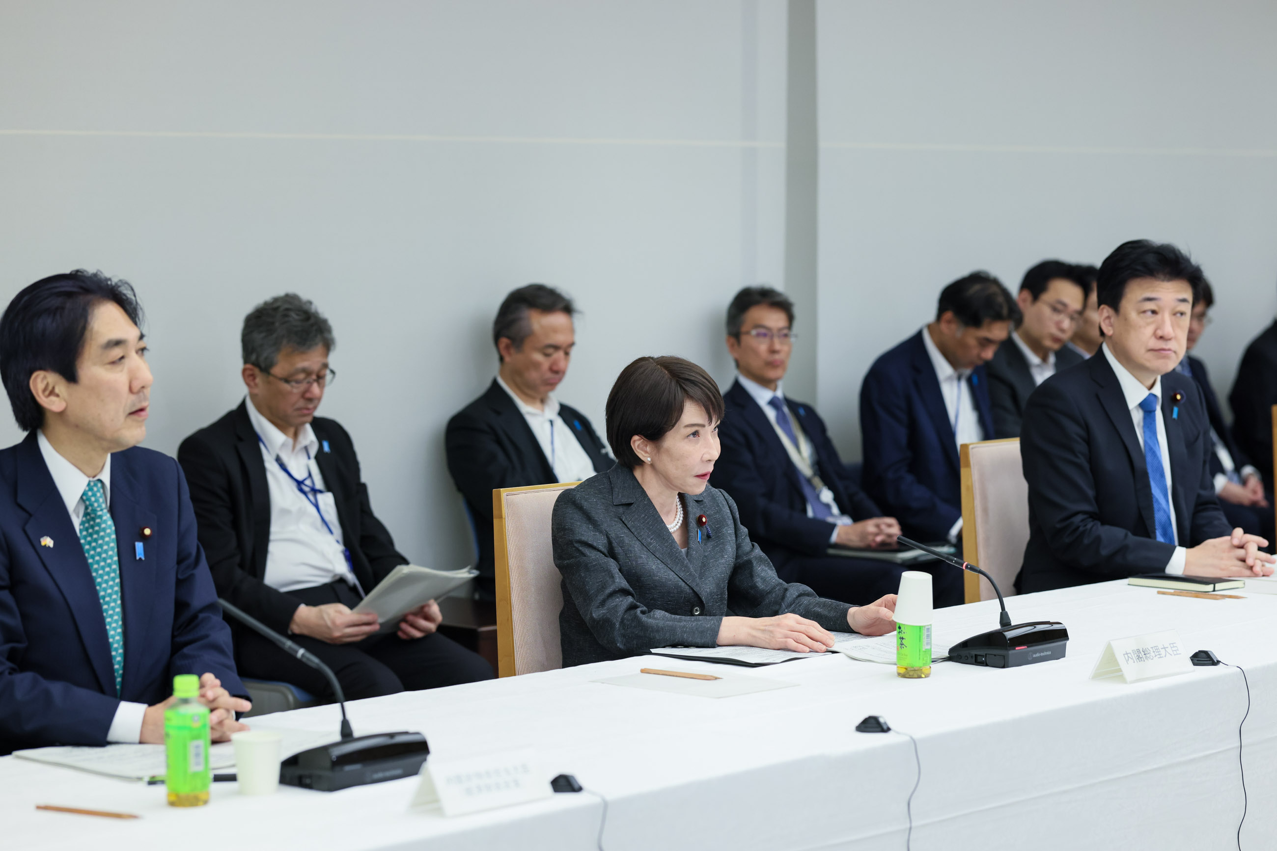 会議のまとめを行う高市総理５