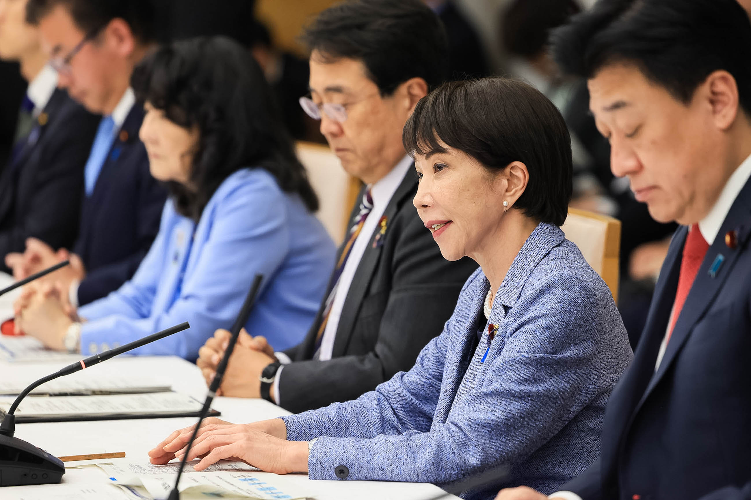 会議のまとめを行う高市総理４