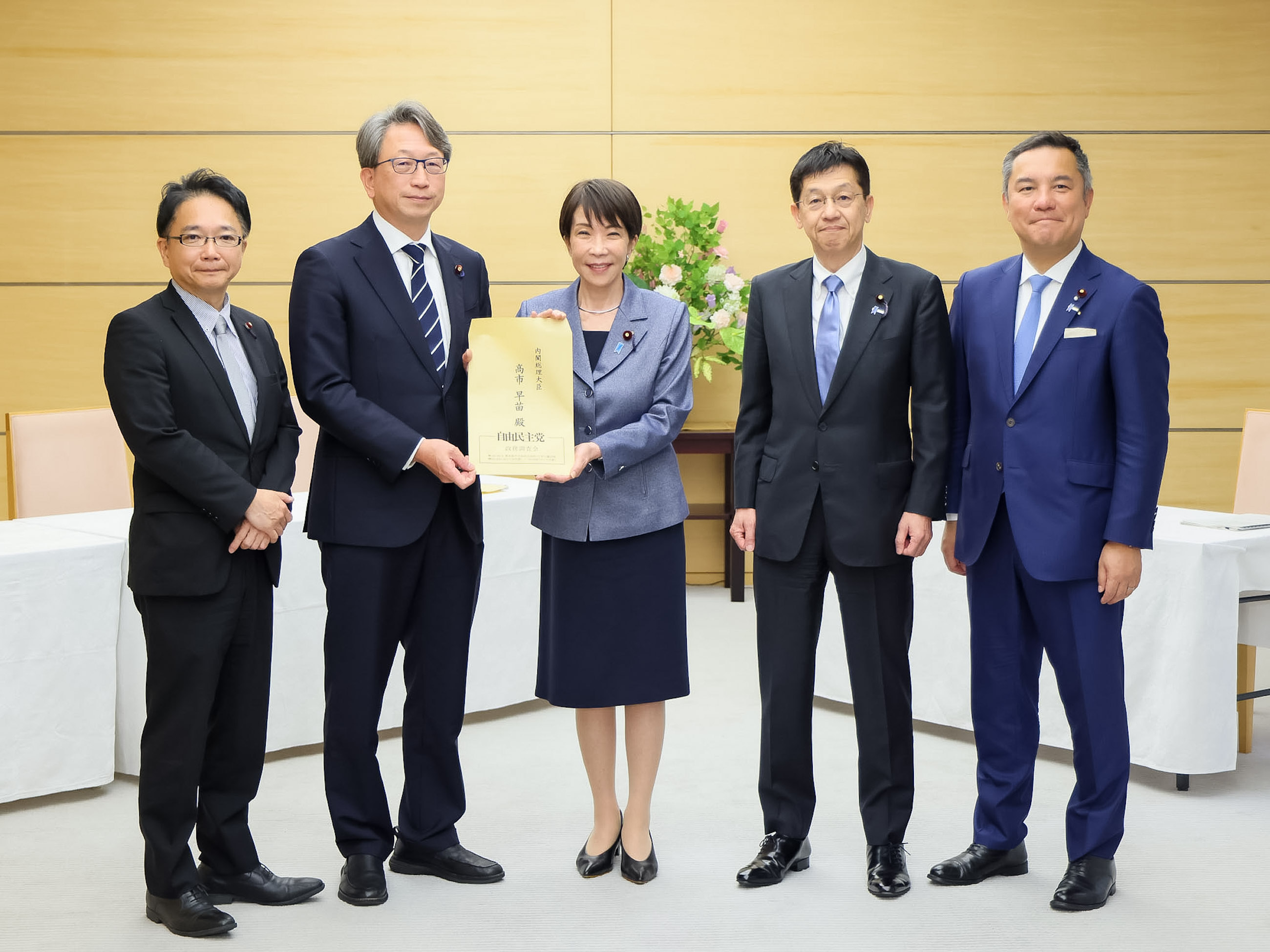 申入れを受ける高市総理２
