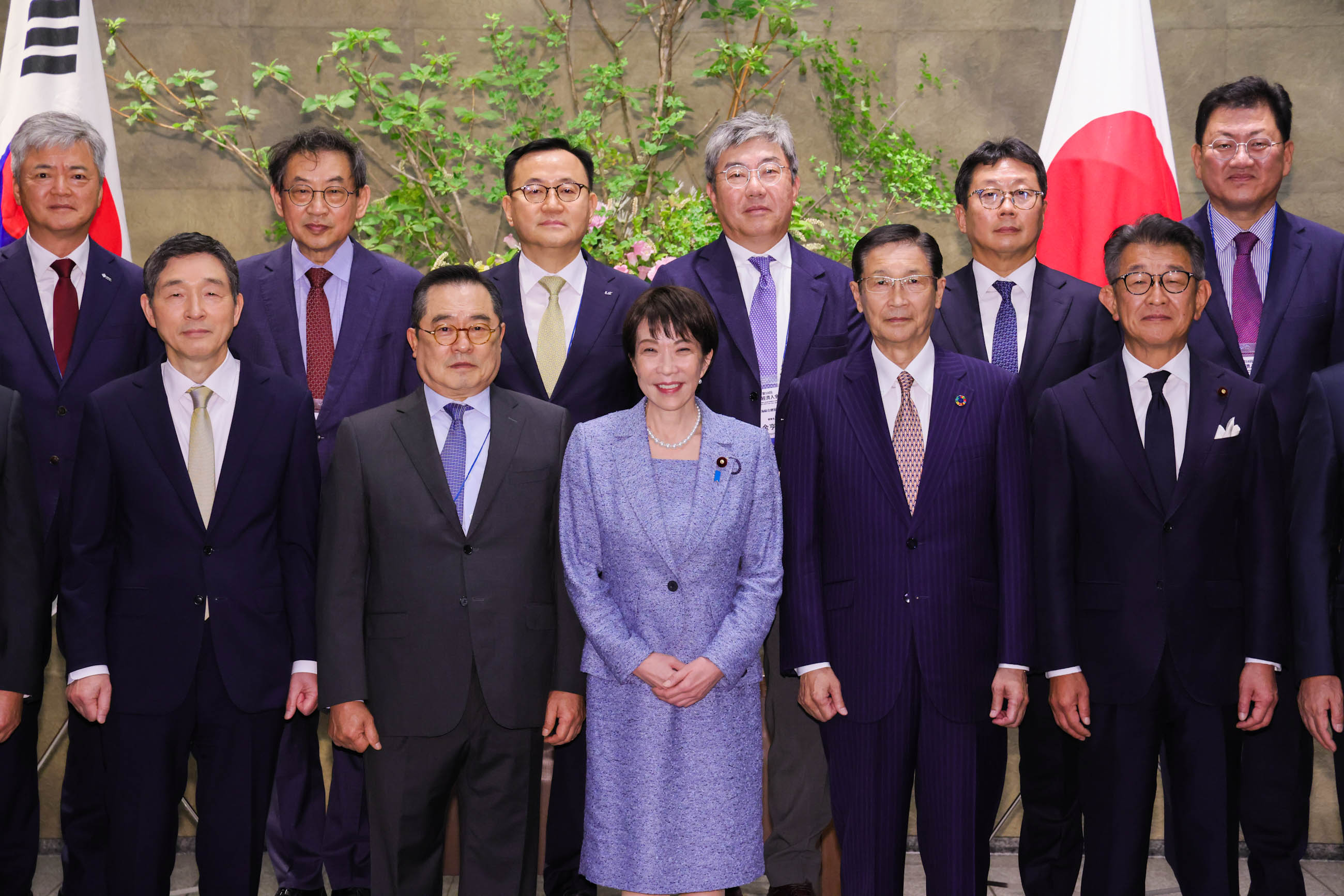 表敬を受ける高市総理１