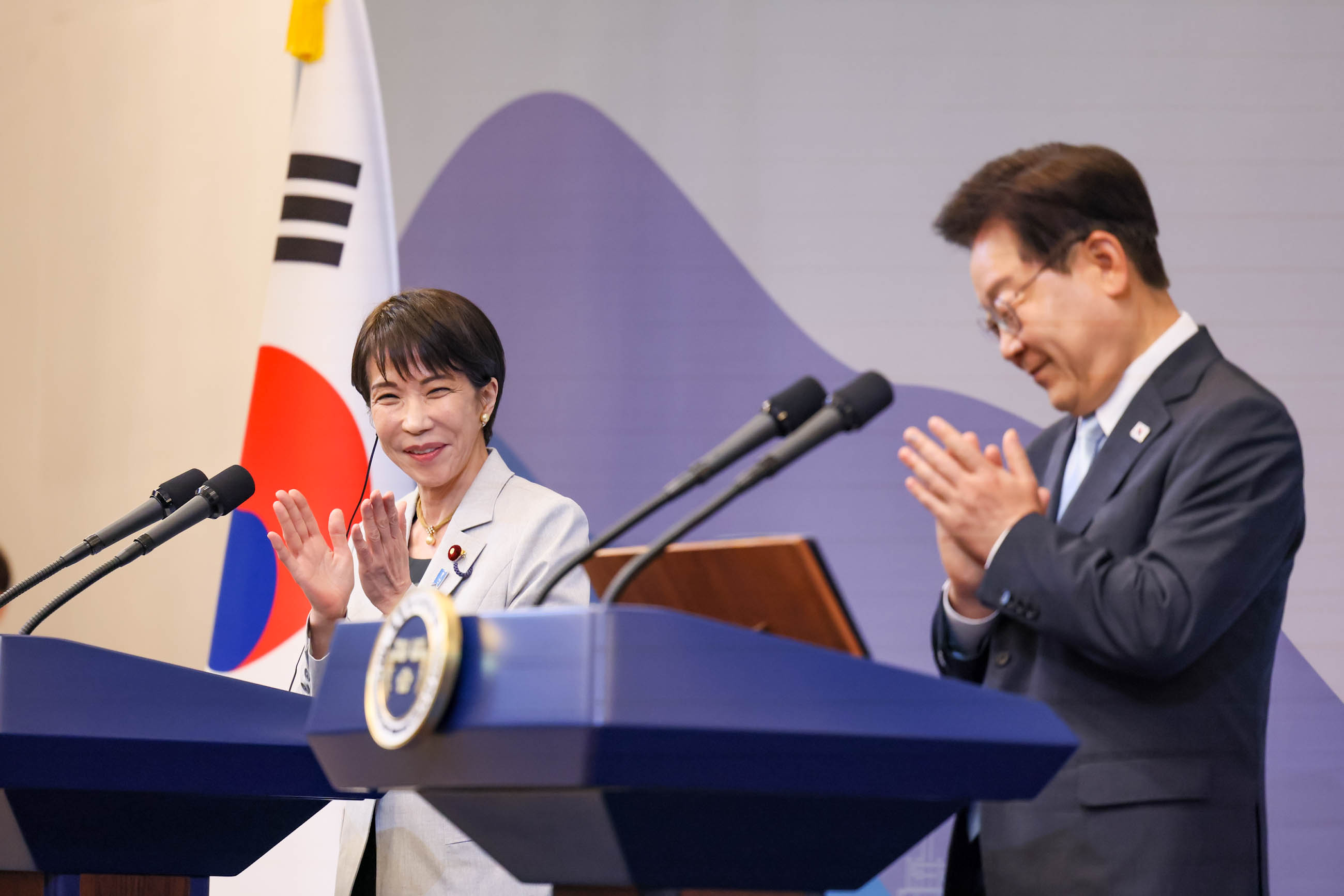 共同記者発表１