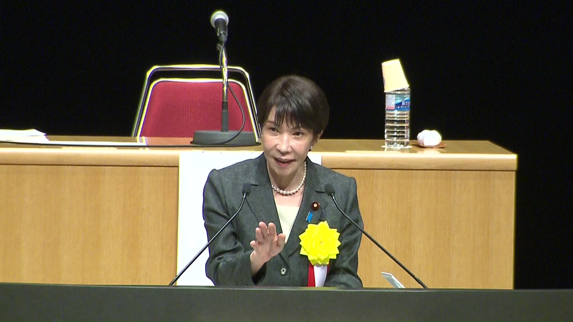 祝辞を述べる高市総理１