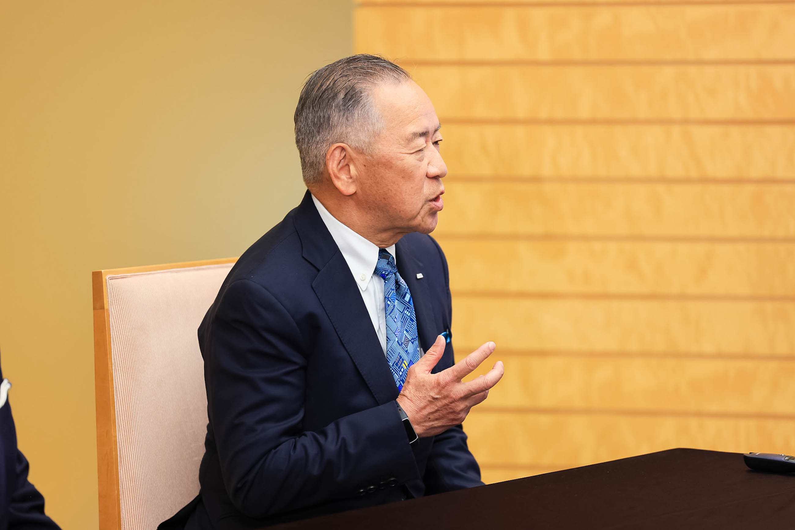 表敬を受ける高市総理４