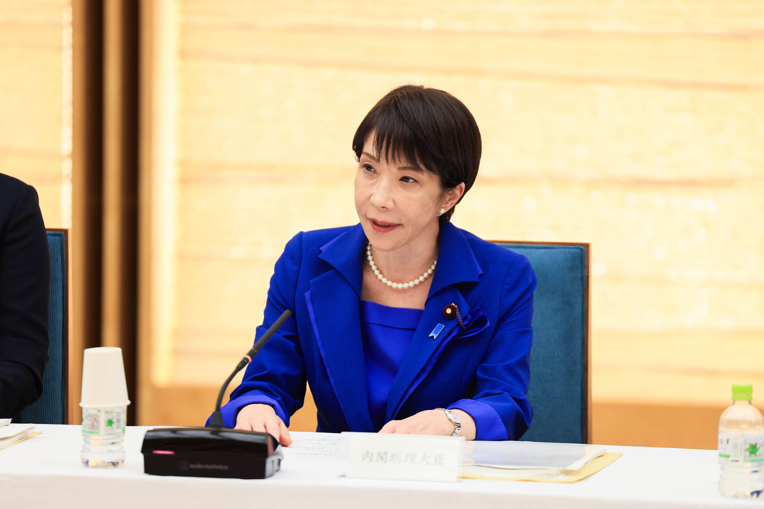 会議のまとめを行う高市総理５