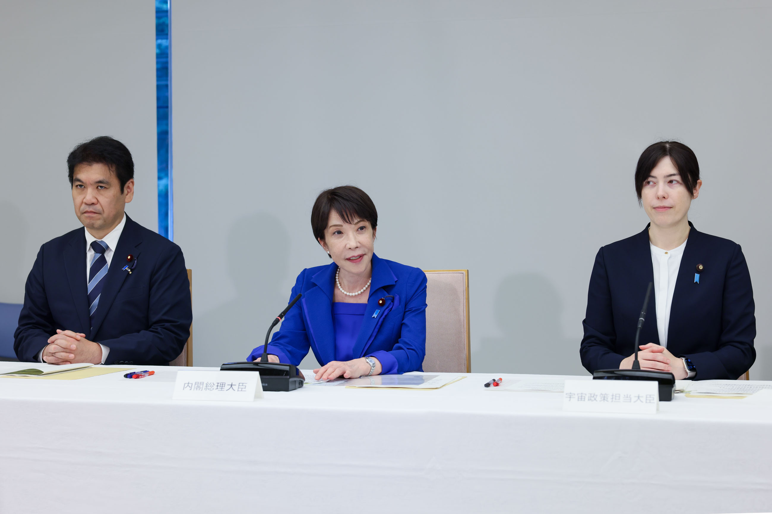 会議のまとめを行う高市総理１