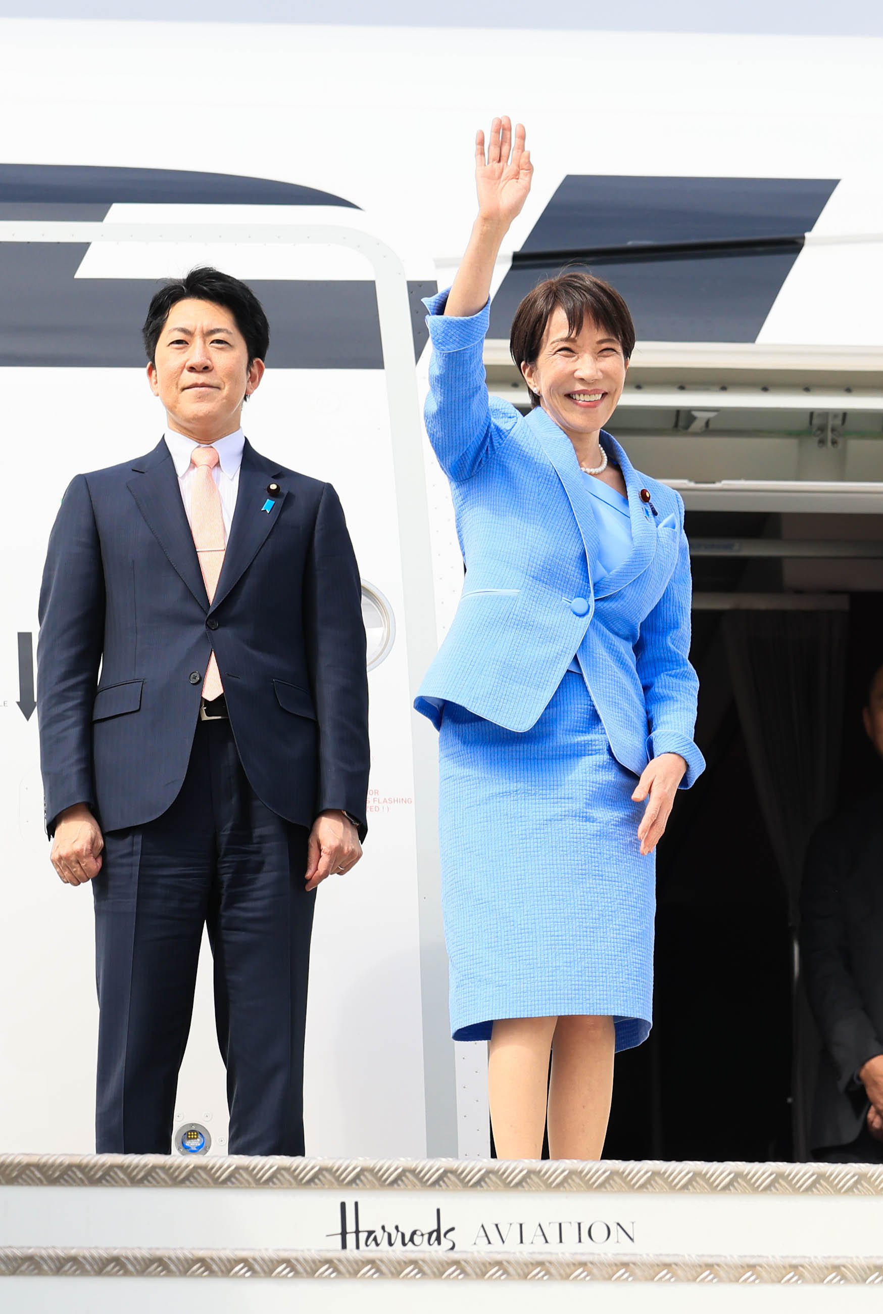 英国を出発する高市総理２