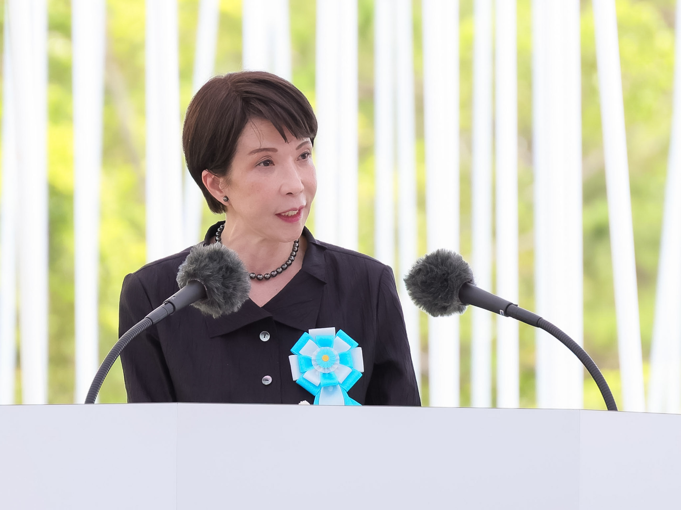 追悼式で挨拶する高市総理２