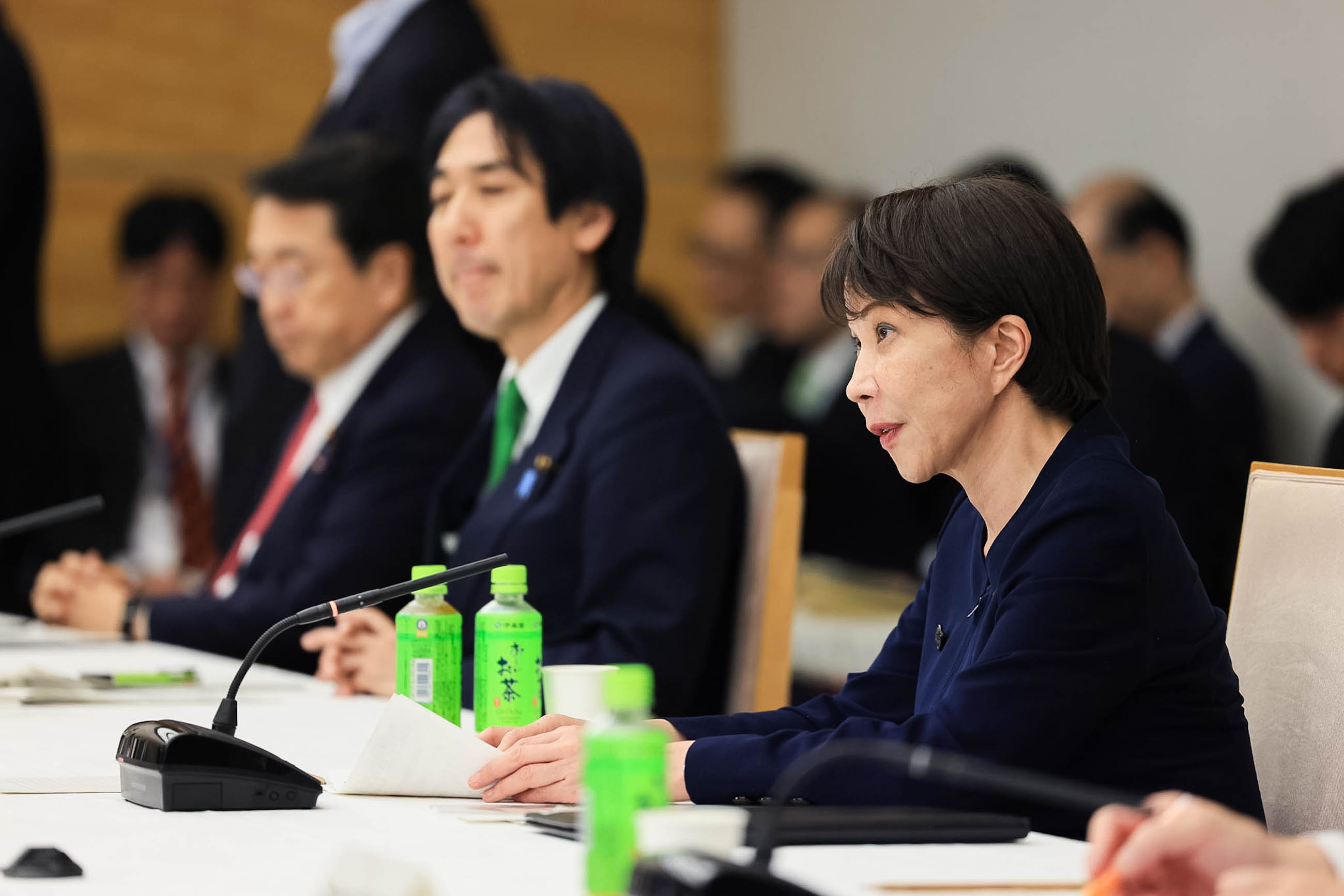 会議のまとめを行う高市総理１