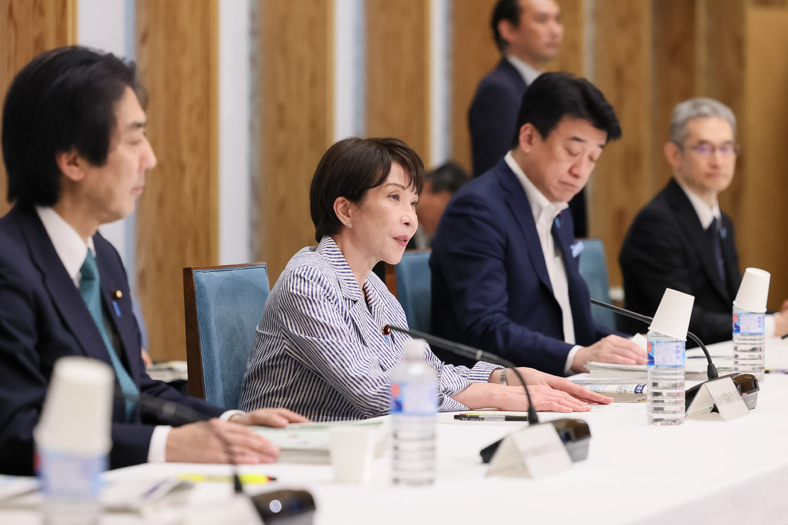 会議のまとめを行う高市総理１