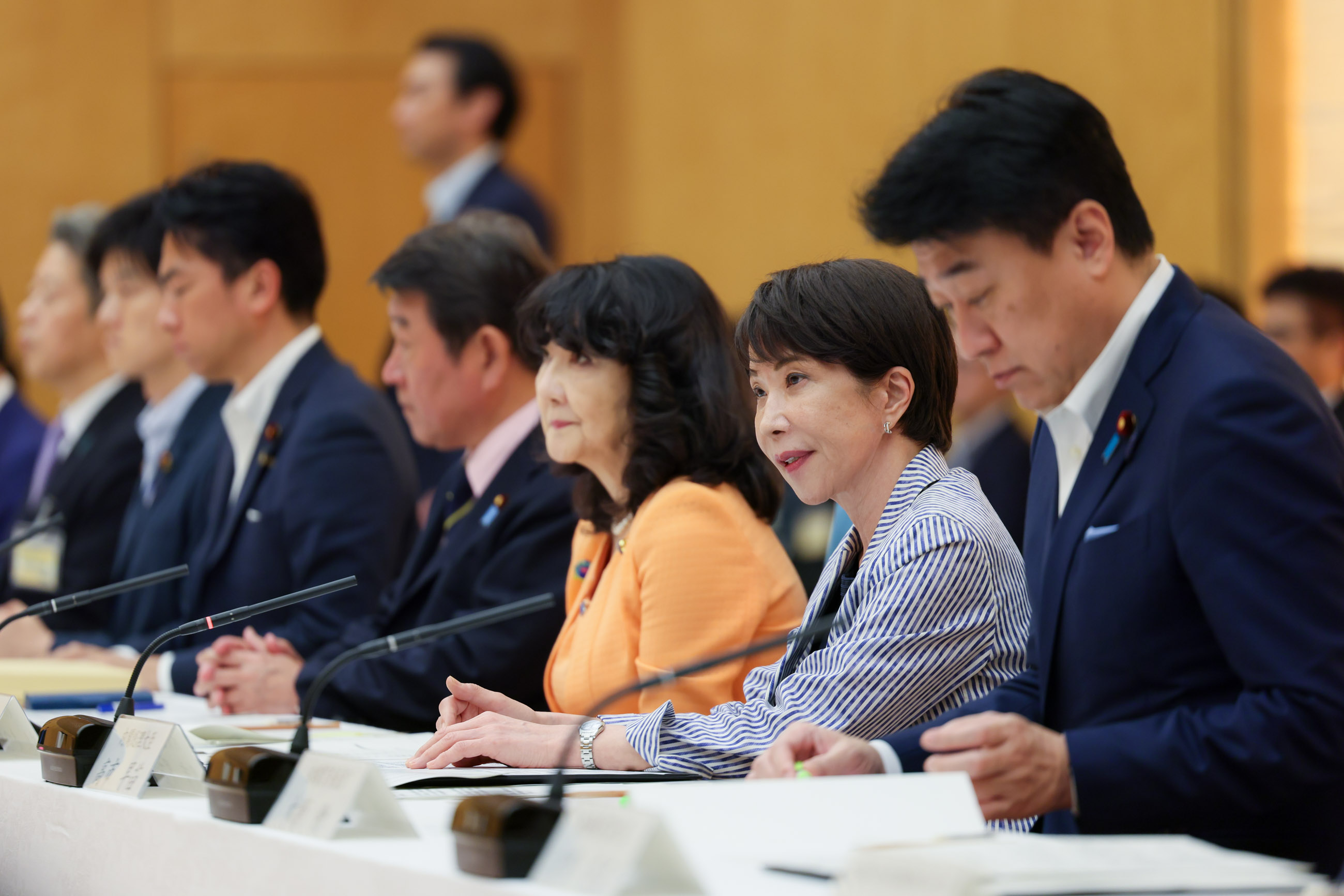 挨拶をする高市総理１