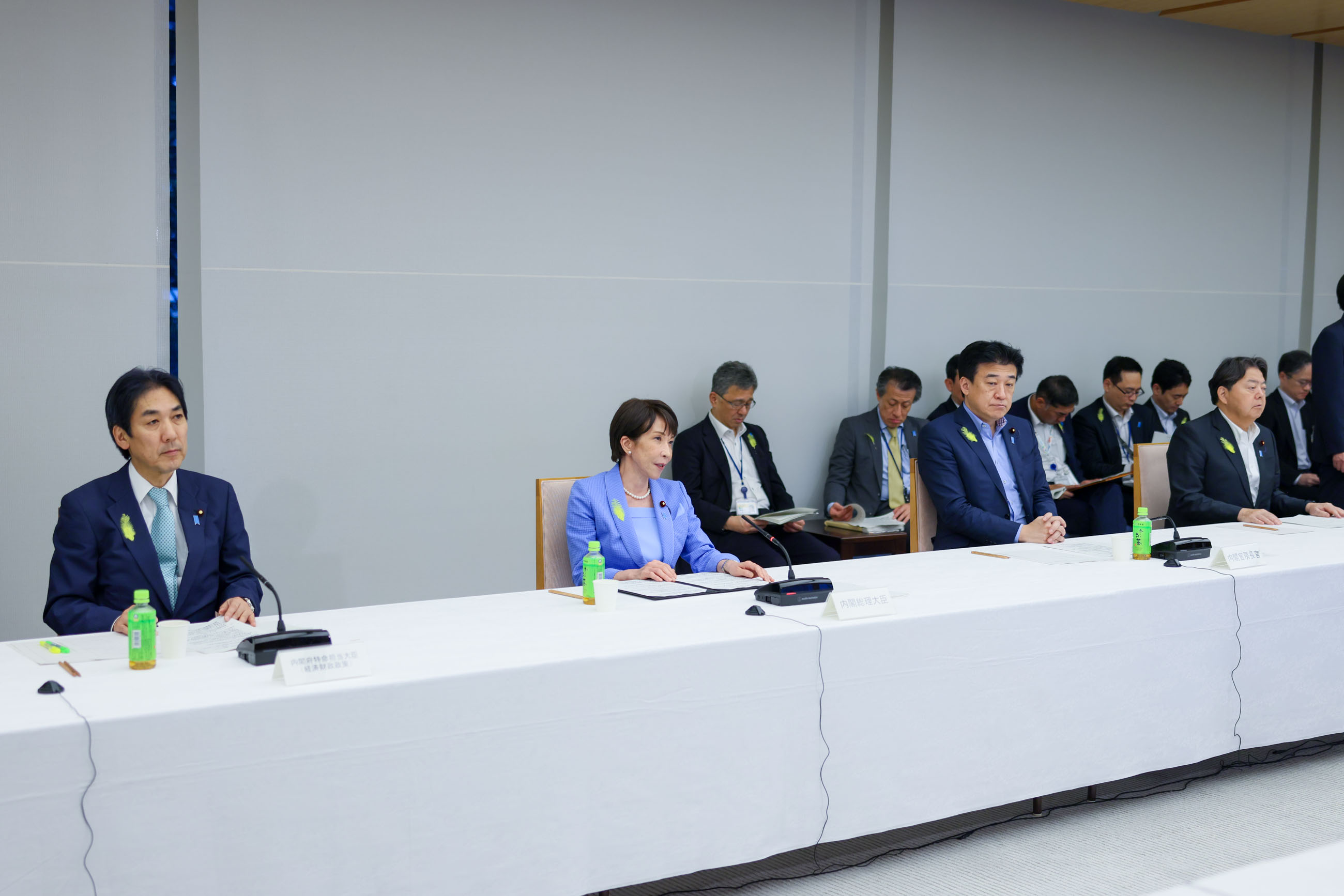 会議のまとめを行う高市総理４