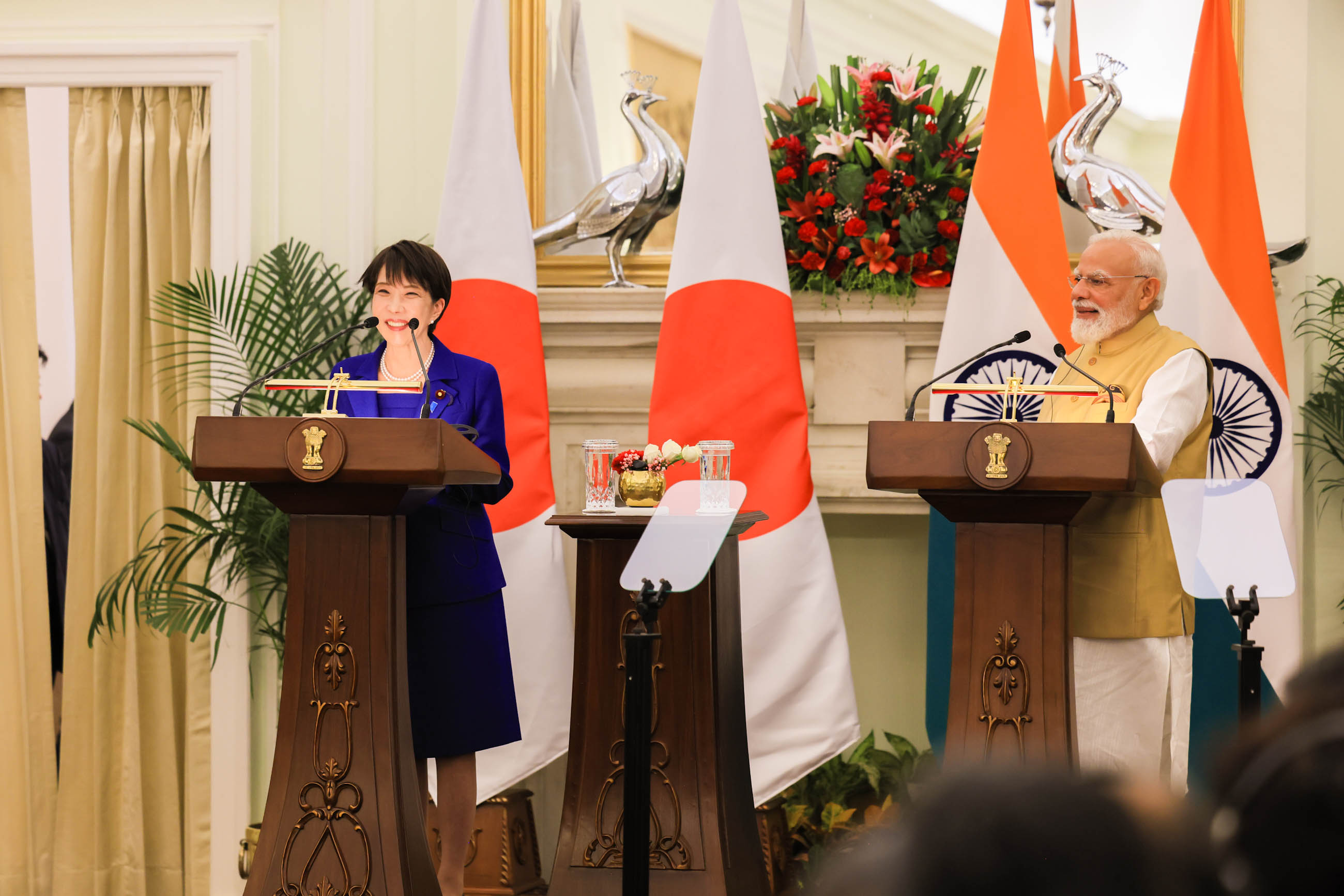 共同記者発表３