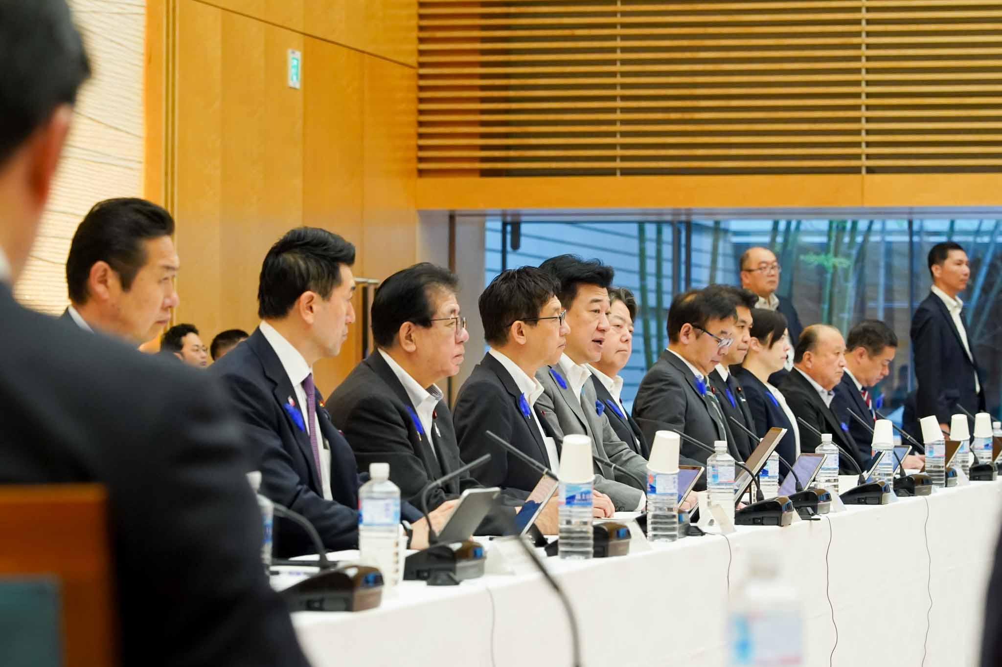 会議のまとめを行う木原官房長官６