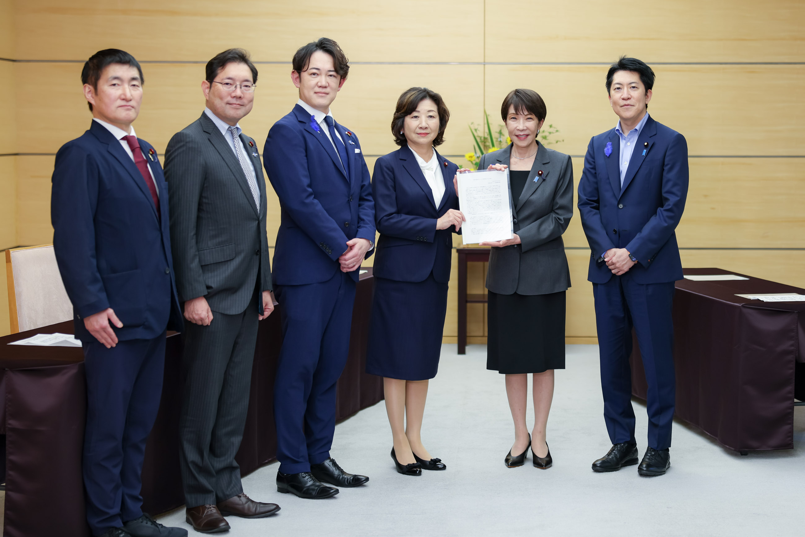 申入れを受ける高市総理１